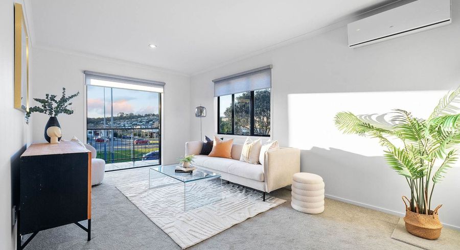  at 86 Fields Parade, Albany, North Shore City, Auckland