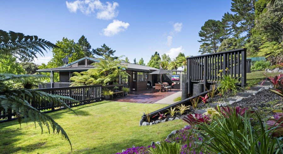  at 16 Parklands Avenue, Swanson, Auckland