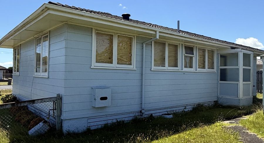  at Mangere East, Manukau City, Auckland