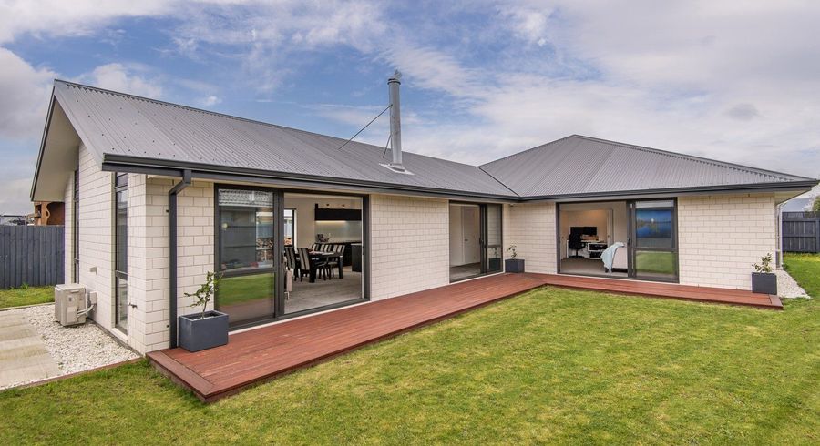  at 5 Walter Place, Kirwee