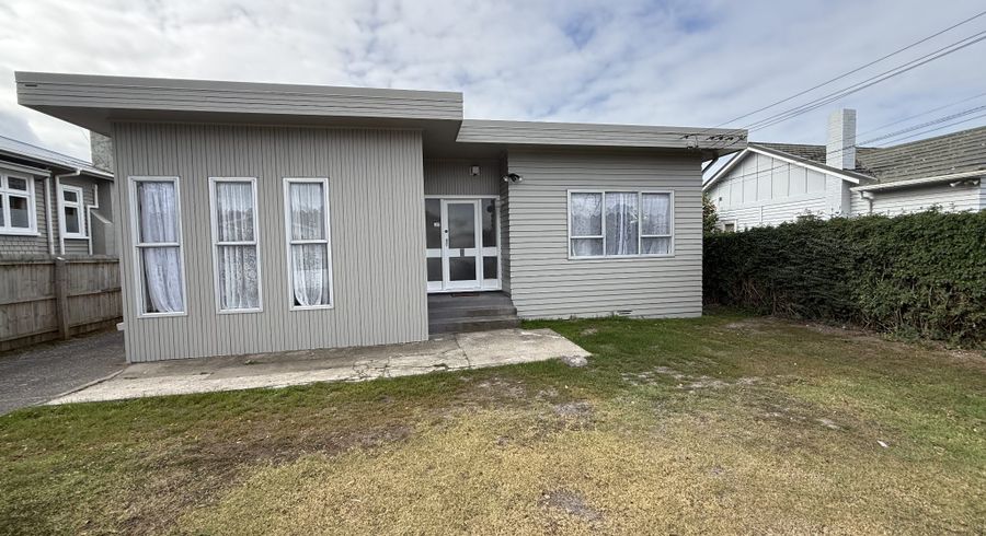  at 3 locarno Ave, St Lukes, Auckland City, Auckland