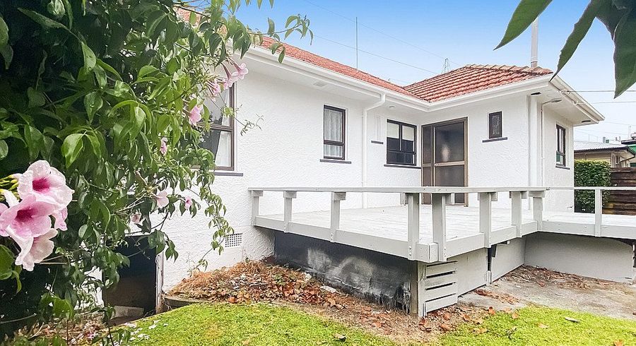  at 9 Pooles Road, Greerton, Tauranga, Bay Of Plenty