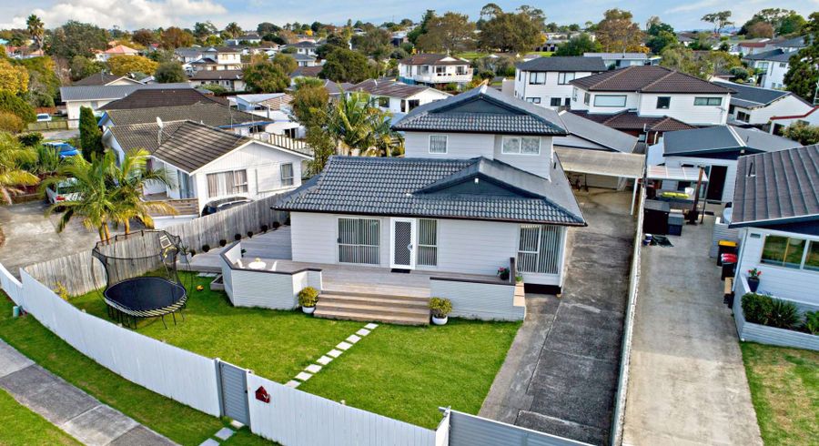  at 22 Fiesta Drive, Half Moon Bay, Manukau City, Auckland