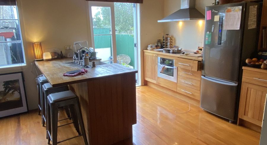  at 62 Edgewater Drive, Pakuranga, Auckland