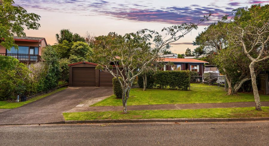 at 124 West Harbour Drive, West Harbour, Auckland