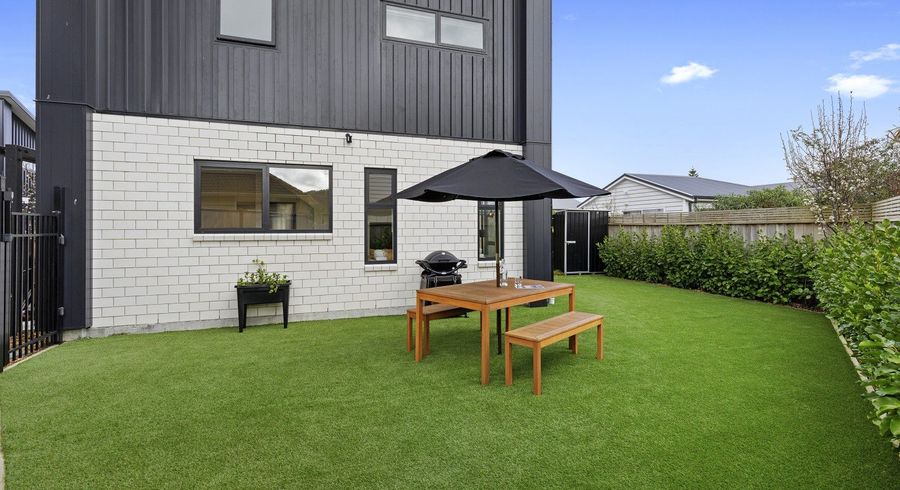  at 5/10 Avery Grove, Boulcott, Lower Hutt