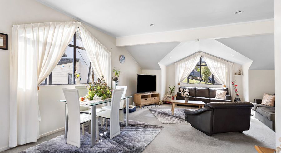  at 1/51 Noeleen Street, Glenfield, North Shore City, Auckland