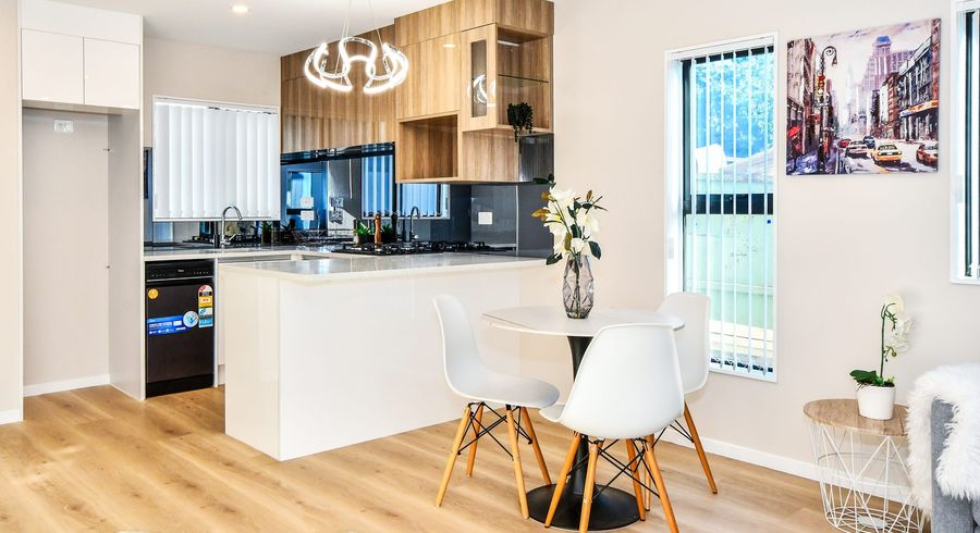  at 1/27 Landscape Road, Papatoetoe, Manukau City, Auckland