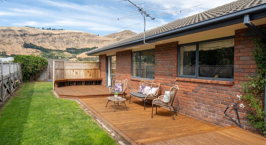  at 77 Laing Crescent, Heathcote Valley, Christchurch