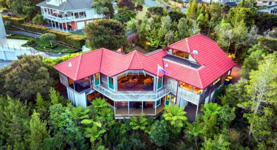  at 117 Onetaunga Road, Chatswood, Auckland