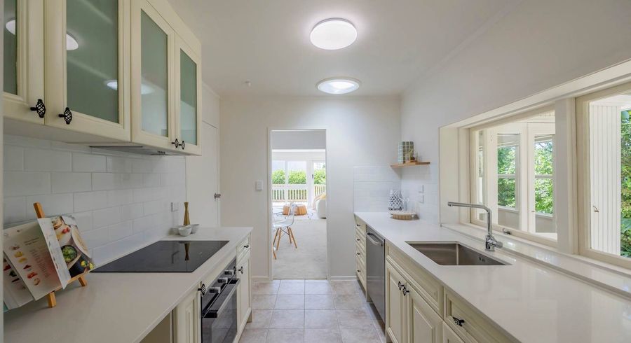  at 2/89 Diana Drive, Glenfield, North Shore City, Auckland