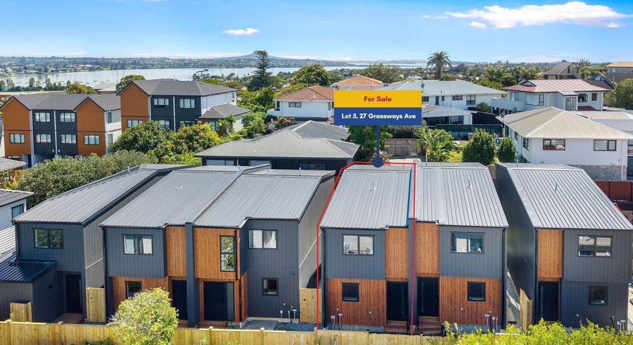  at Lot 5, 27 Grassways Avenue, Pakuranga, Manukau City, Auckland