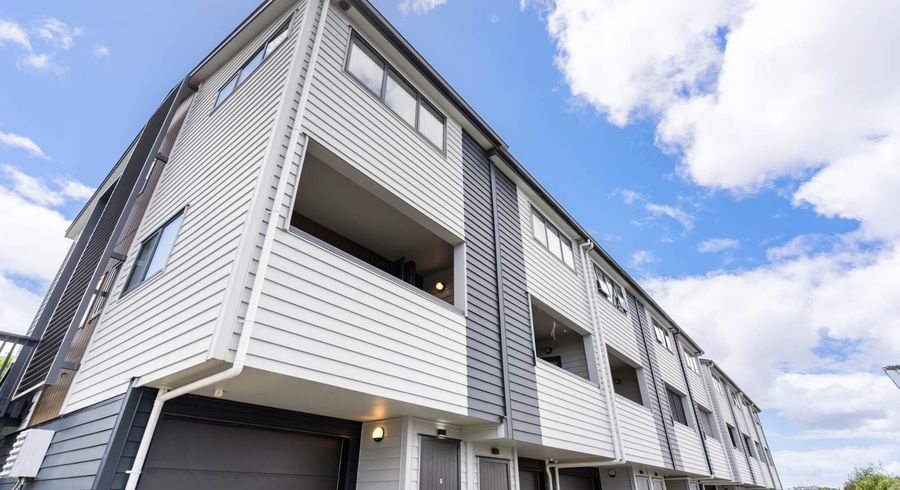  at 1/701 Hillsborough Road, Mount Roskill, Auckland City, Auckland