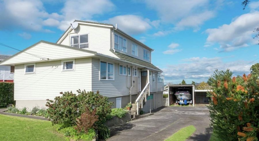  at 99 Sandspit Road, Shelly Park, Auckland