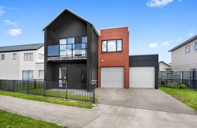  at 35 Tennille Street, Flagstaff, Hamilton