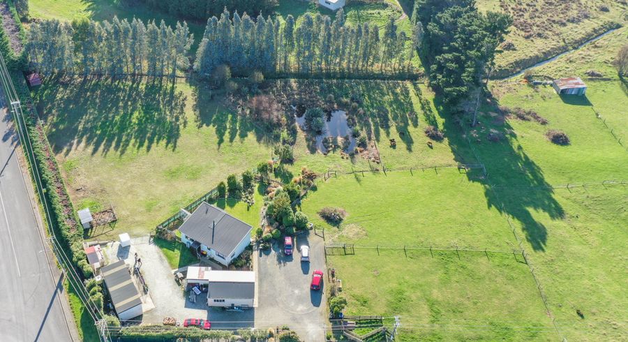 at 208 Avon Road, Clifton, Invercargill