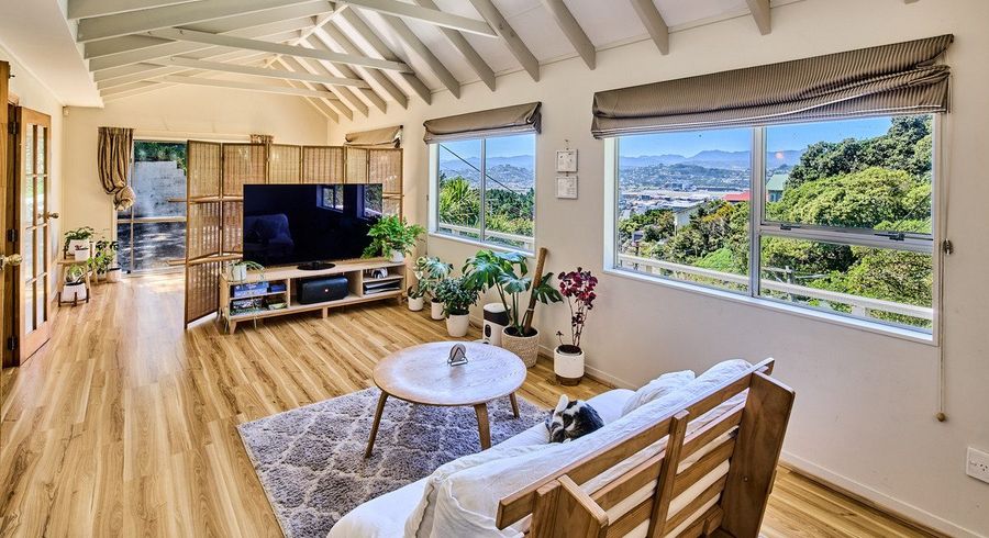  at 1/102 Sutherland Road, Melrose, Wellington, Wellington