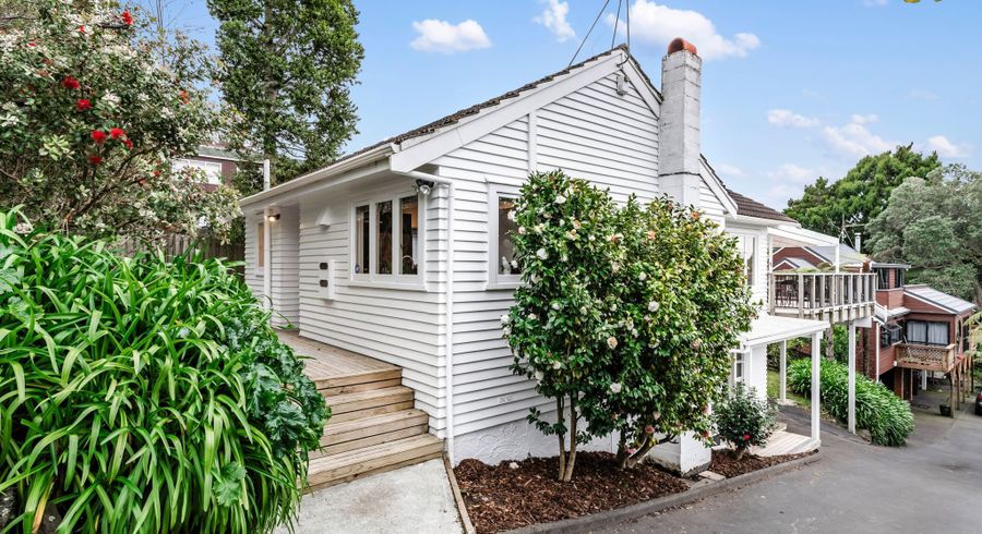  at 8 Goodall Street, Hillsborough, Auckland City, Auckland
