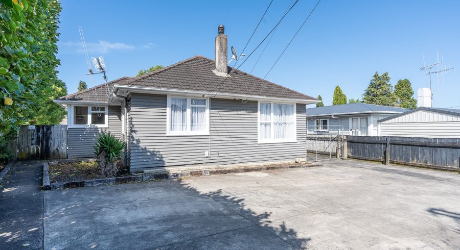  at 26 Pollen Crescent, Melville, Hamilton