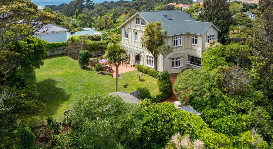  at 8 The Rigi and 2 Governor Road, Northland, Wellington, Wellington