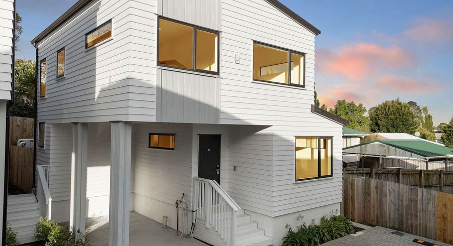  at 7B Buisson Glade, West Harbour, Waitakere City, Auckland
