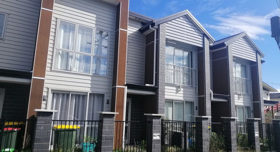  at 11/113 Knighton Road, Hillcrest, Hamilton, Waikato