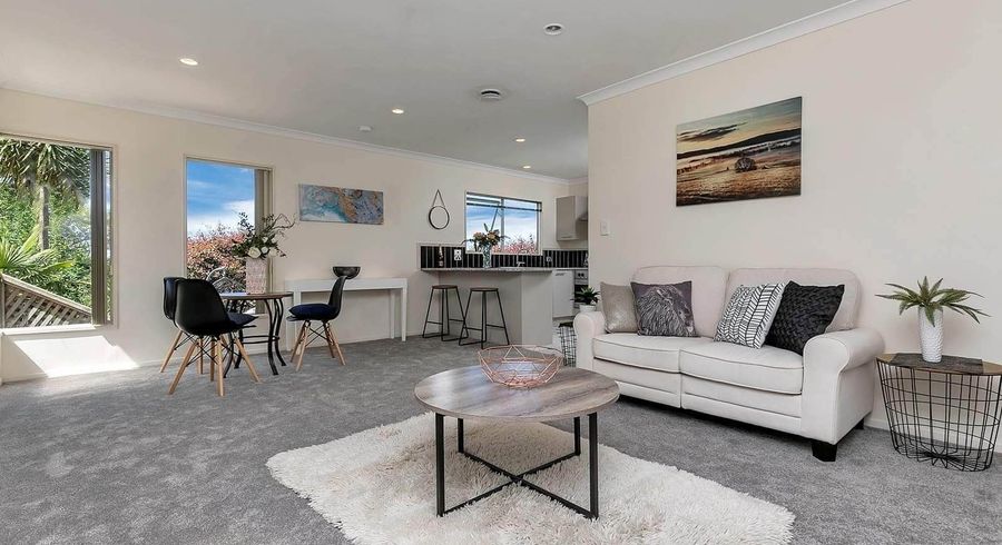  at 21A Hatherlow Street, Glenfield, North Shore City, Auckland