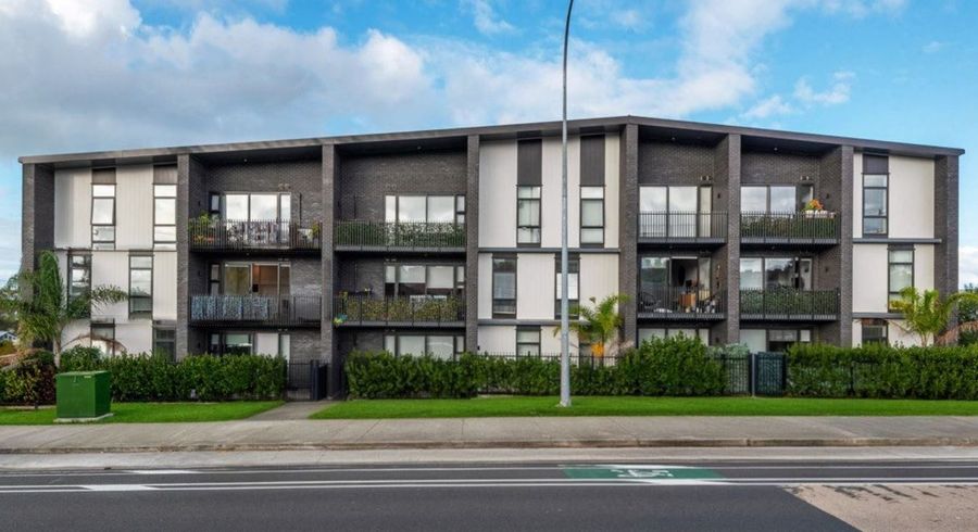  at 105/165 Lake Road, Northcote, North Shore City, Auckland