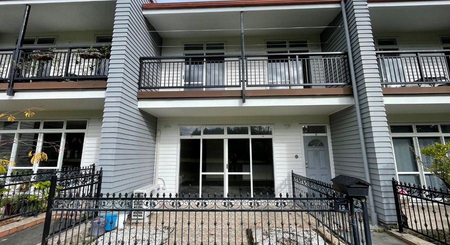  at 12/44 Carlos Drive, Flat Bush, Manukau City, Auckland
