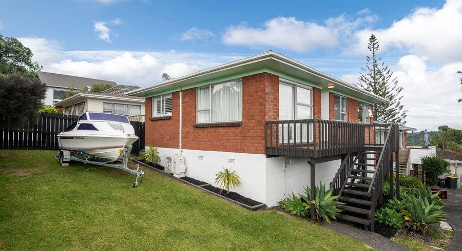  at 1/24 Bayview Road, Bayview, North Shore City, Auckland