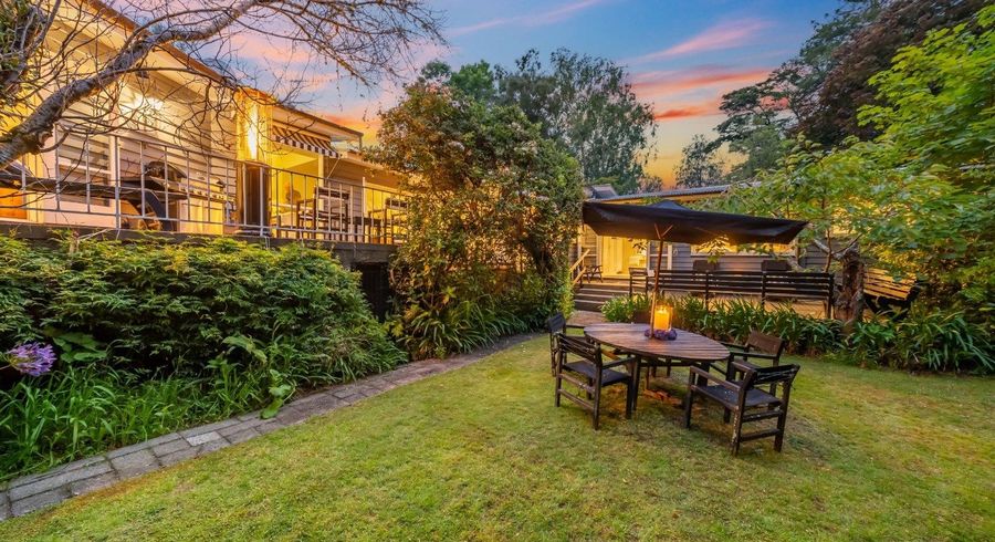  at 9 Chatsworth Road, Silverstream, Upper Hutt, Wellington