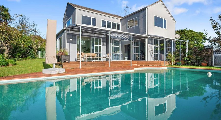  at 15 Advance Way, Albany, North Shore City, Auckland