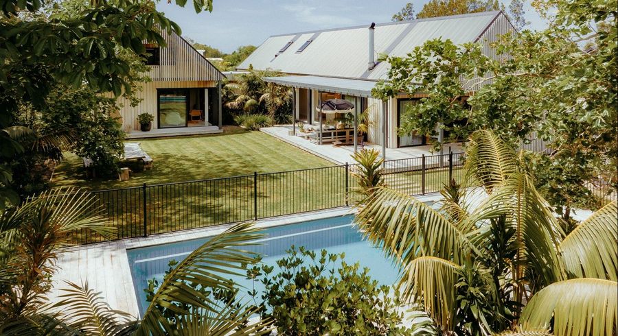  at 16 Shearwater Lane, Point Wells