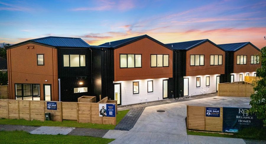  at 8 Seymour Avenue, Papatoetoe, Manukau City, Auckland