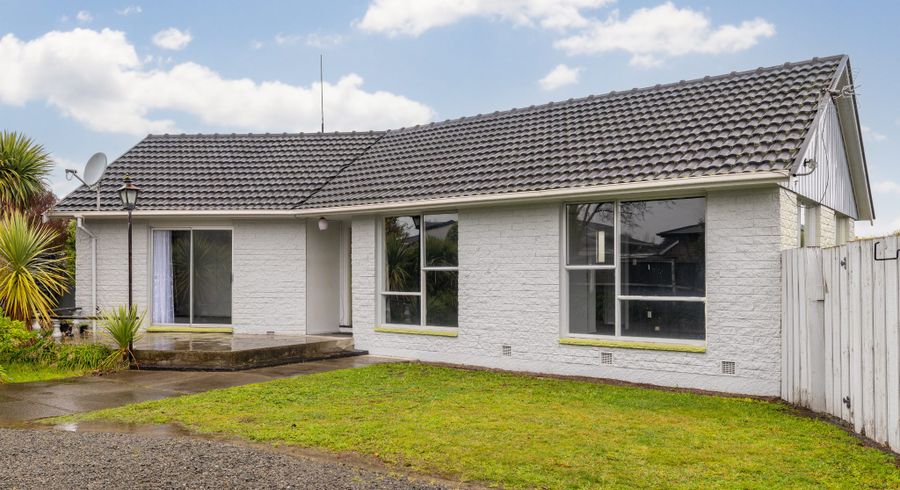  at 10 Woodlands Place, Aranui, Christchurch City, Canterbury