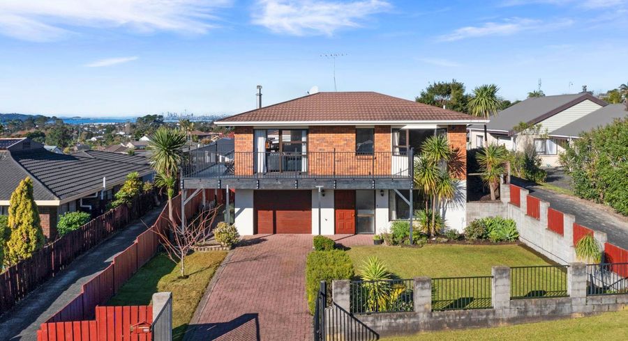  at 1/21 White Heron Drive, Massey, Waitakere City, Auckland