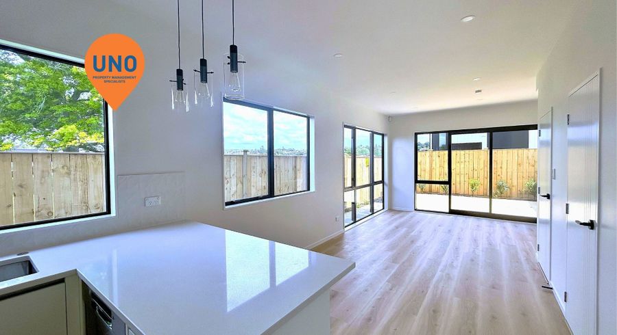  at 8/26 Smythe Rd, Henderson, Waitakere City, Auckland