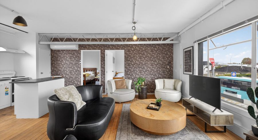  at 2/270 Lincoln Road, Addington, Christchurch City, Canterbury