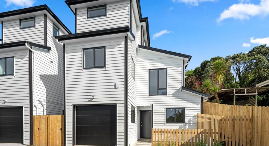  at 20C Nor'East Drive, Northcross, North Shore City, Auckland