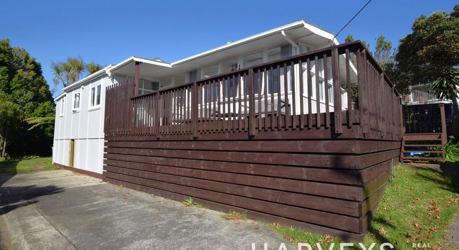  at 13 Eastglen Road, Glen Eden, Waitakere City, Auckland