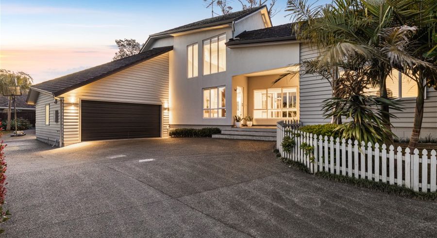  at 30C Marine Parade, Mellons Bay, Auckland