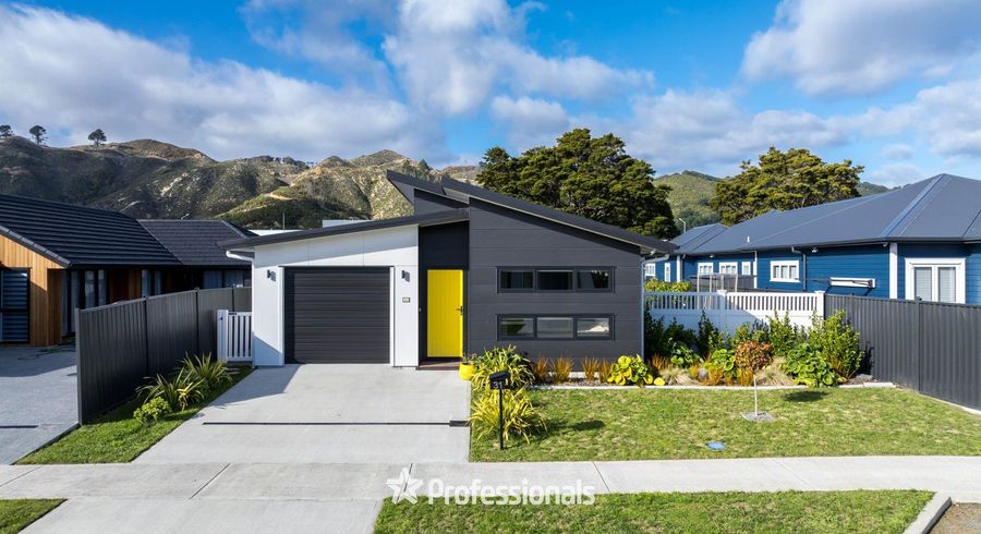 at 31 Castletown Street, Wallaceville, Upper Hutt, Wellington
