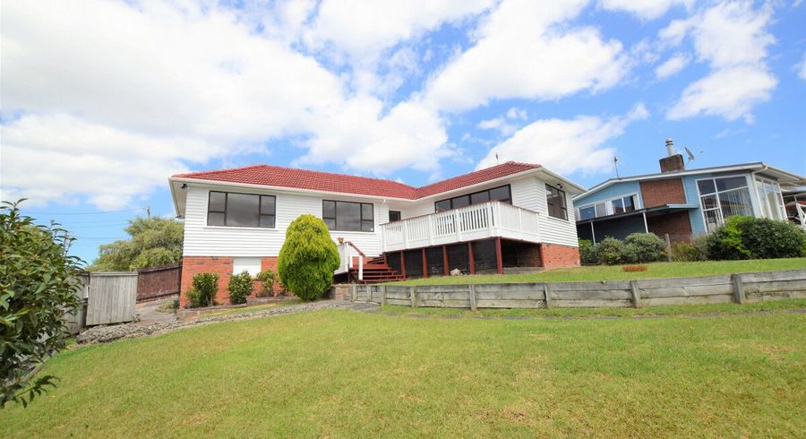  at 125 Mcleod Road, Te Atatu South, Waitakere City, Auckland
