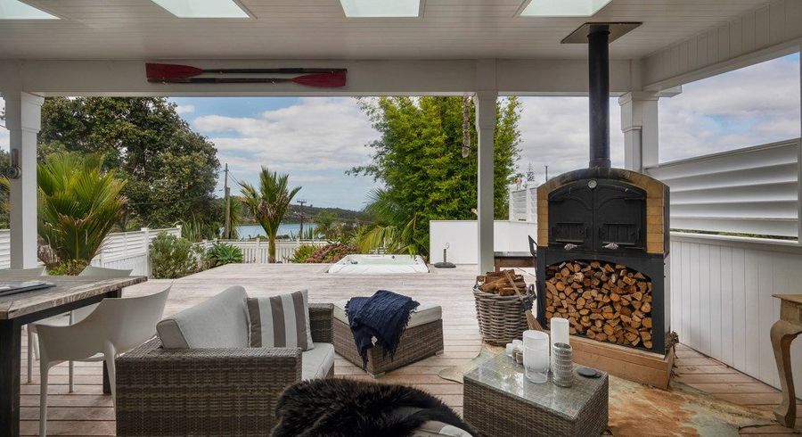  at 679 Huia Road, Parau, Auckland