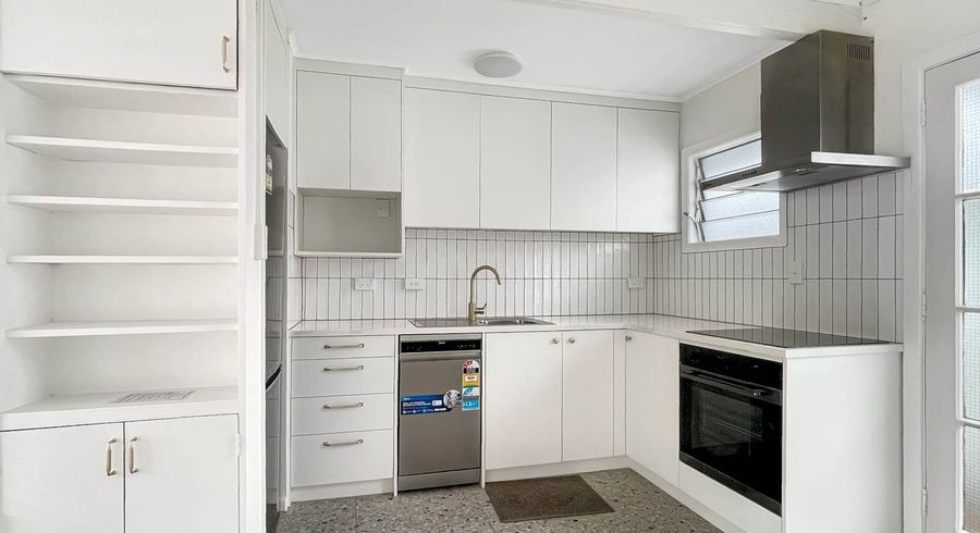  at 49K Seafield View Road, Grafton, Auckland City, Auckland