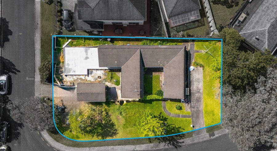  at 1&2/32 Salamanca Road, Sunnynook, North Shore City, Auckland