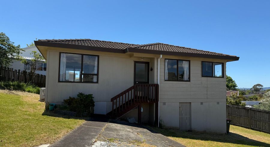  at 10 Faram Place, Massey, Waitakere City, Auckland