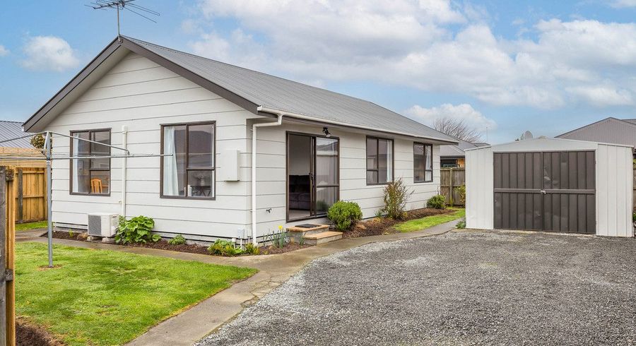  at 2/28 Neill Street, Hornby, Christchurch