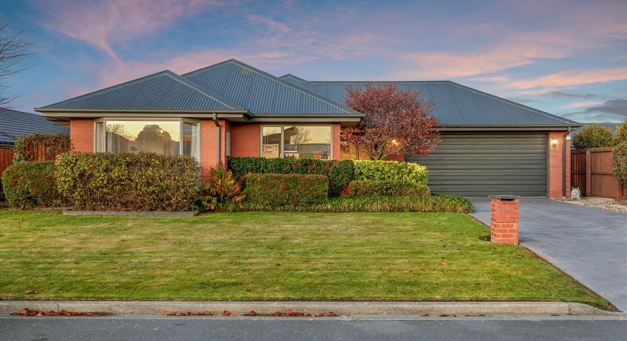  at 4 Gwen Place, Redwood, Christchurch City, Canterbury