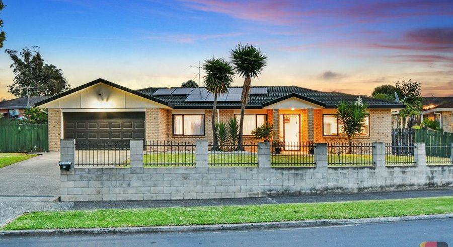  at 51 Castlefinn Drive, Weymouth, Auckland